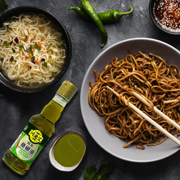 Umai Sichuan Geen Pepper Oil 210ml