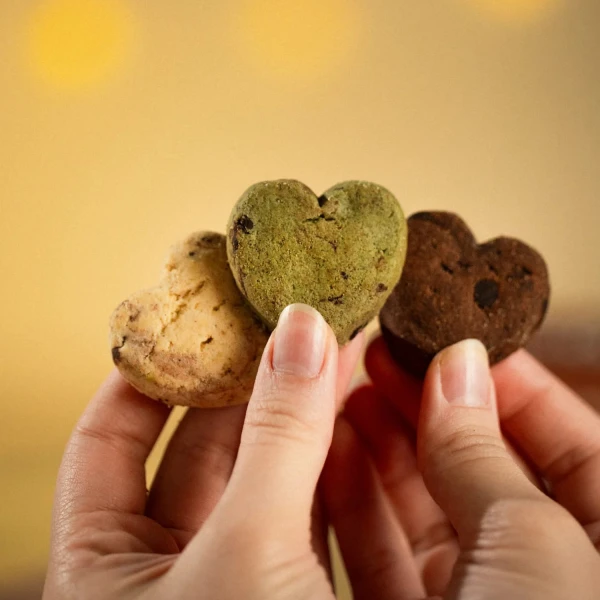 Hello M’arch Gluten Free Quinoa Cookies Dark Chocolate 90g