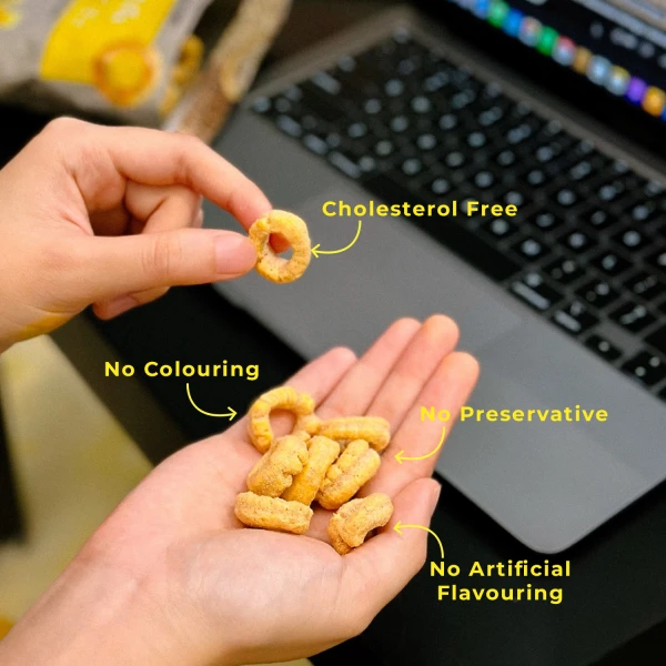 Hello M'arch Quinoa Ring Snacks Tomato 30g